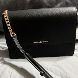 Michael Kors black large jet set crossbody purse